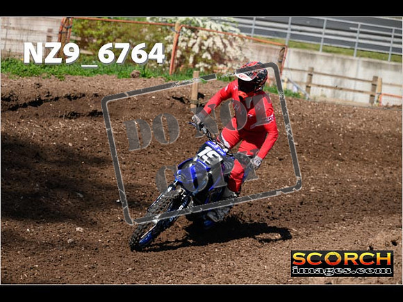 Thur01May-059