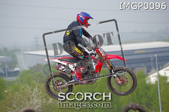 IMGP0096