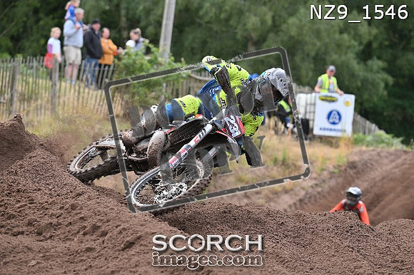 NZ9_1546