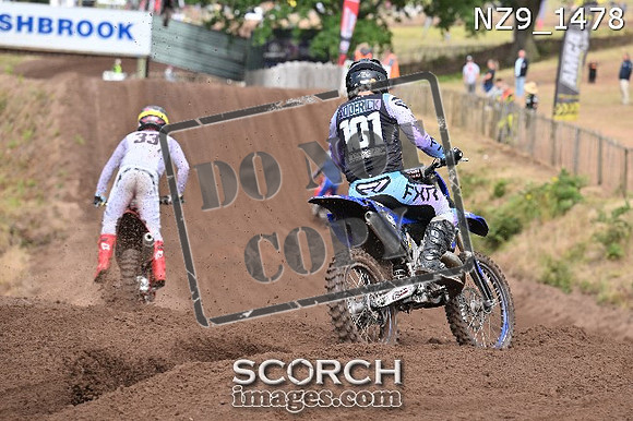 NZ9_1478
