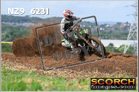 Experts-051