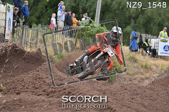 NZ9_1548