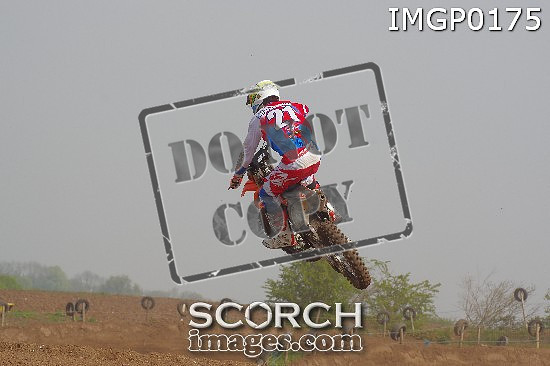 IMGP0175
