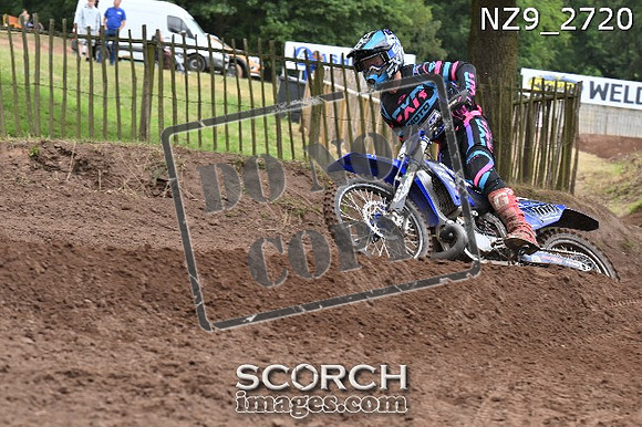 NZ9_2720