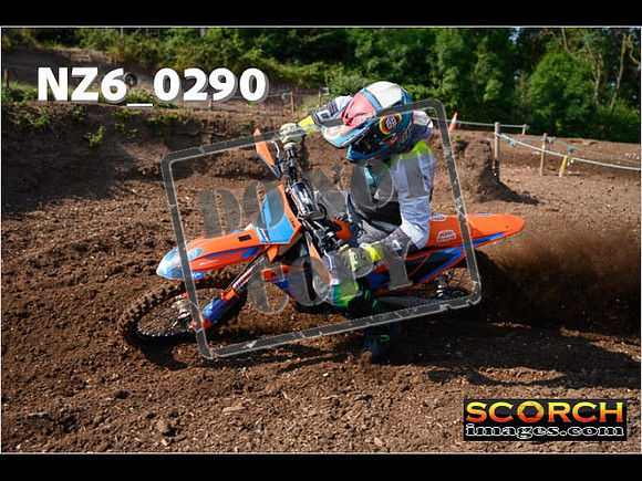 Thur19Jun-025