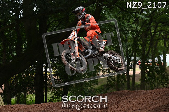 NZ9_2107