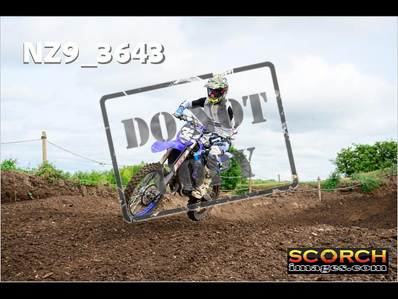 Experts-092