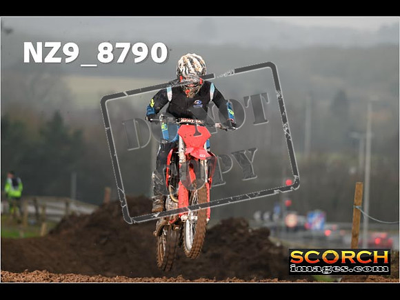 Experts-086
