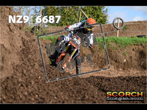 Experts-083