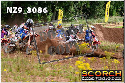 MX Open-074