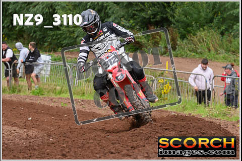 MX Open-095