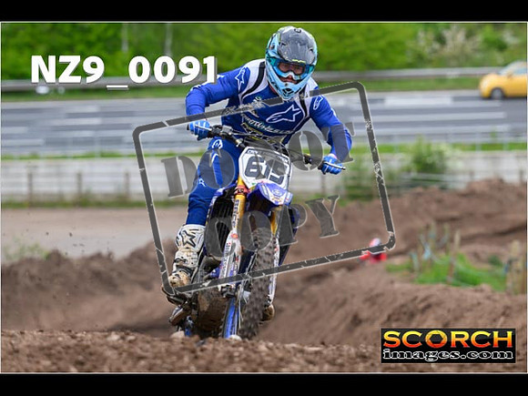 Thur25Apr-209