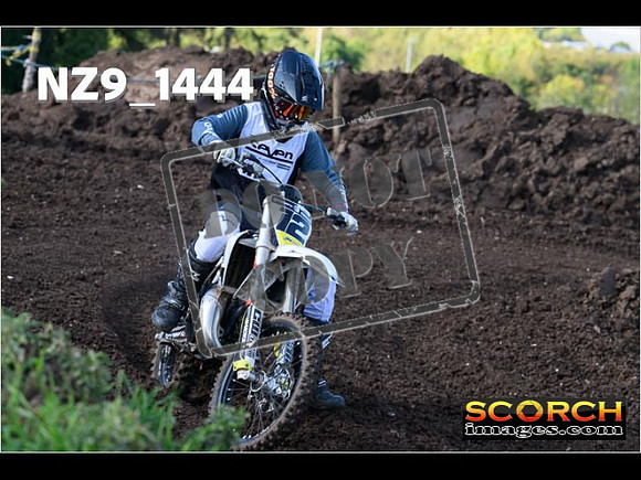Youth-090