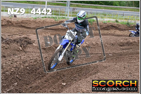 Apex 03-Aug-035