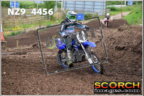 Apex 03-Aug-049