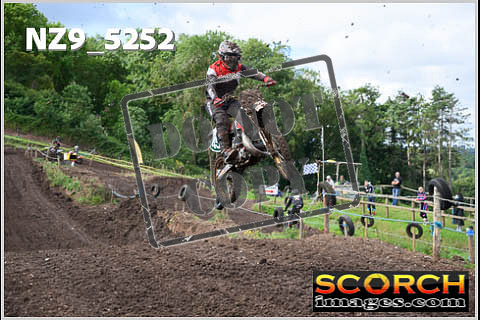 Experts-062