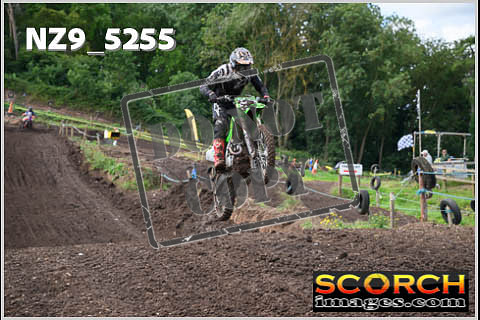 Experts-065
