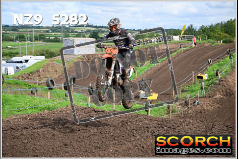 Experts-090