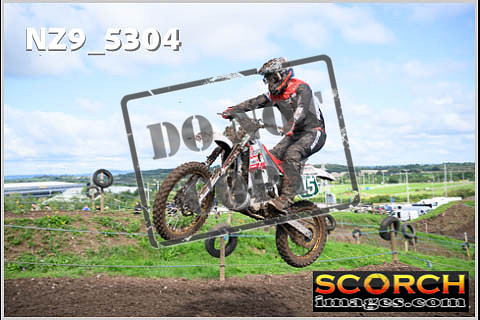 Experts-109