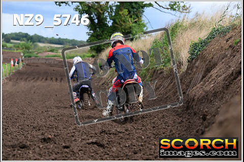 Experts-320