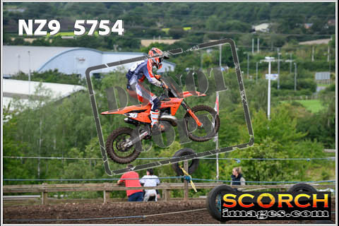 Experts-327