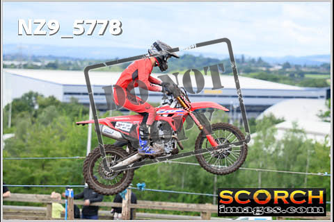 Experts-350