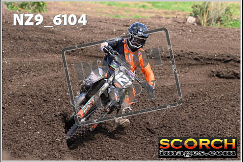 Experts-372