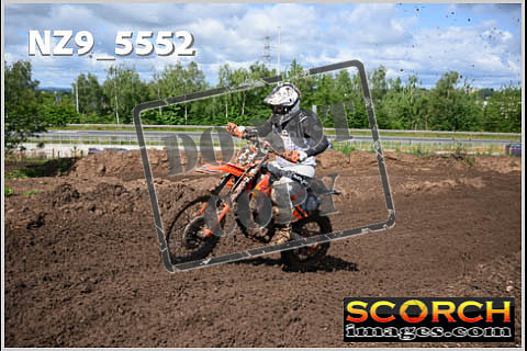 Inters GreenOrange-082