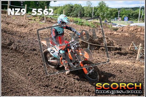 Inters GreenOrange-092