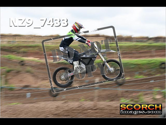 Experts-113