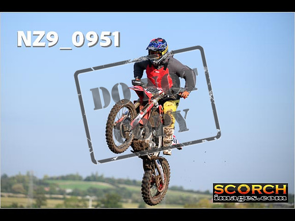 Experts-159