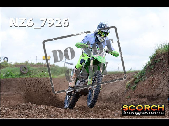 Experts-092