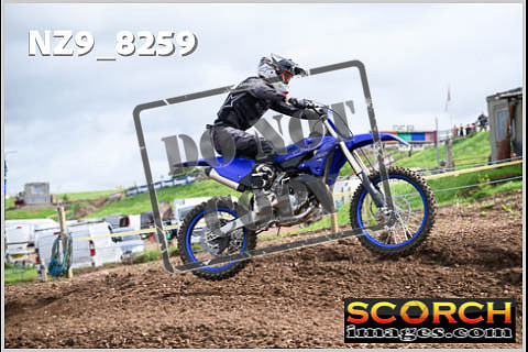 Experts-060