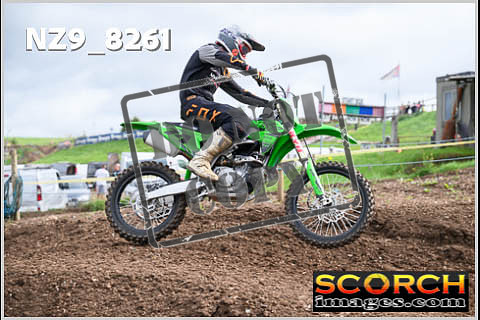 Experts-062