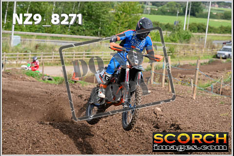Experts-072