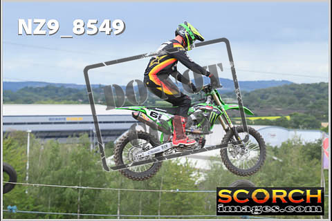 Experts-092