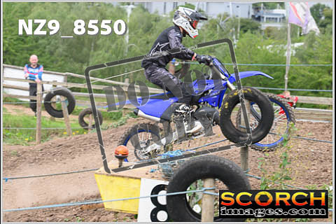 Experts-093