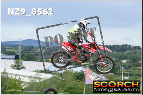 Experts-105