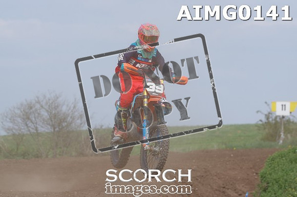 AIMG0141