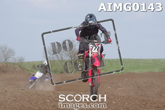 AIMG0143