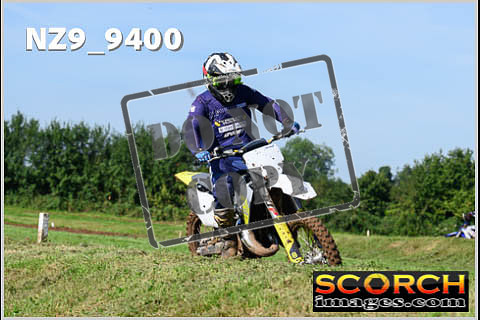 Experts-032