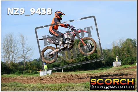 Experts-069