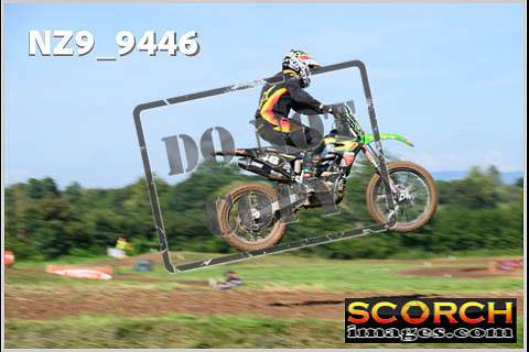 Experts-073