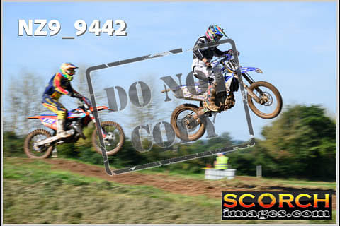 Experts-072