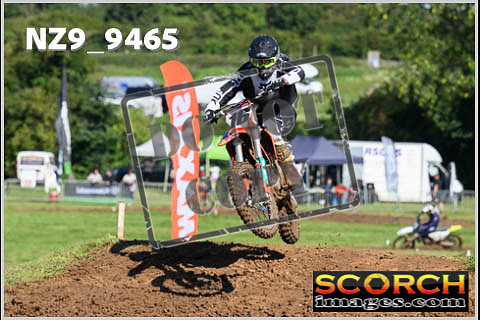 Experts-092