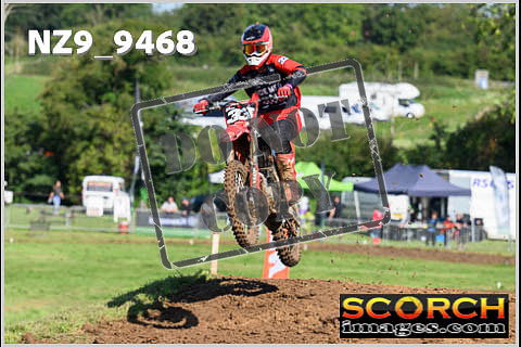 Experts-095