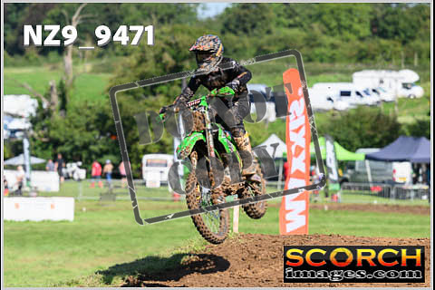 Experts-098