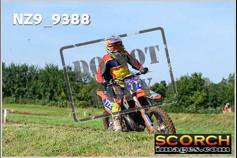 Experts-020