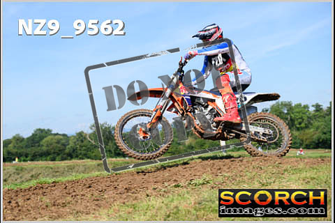 Novice-081