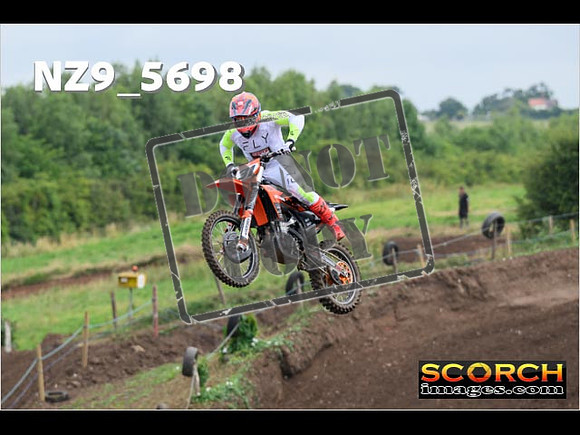 Experts-098